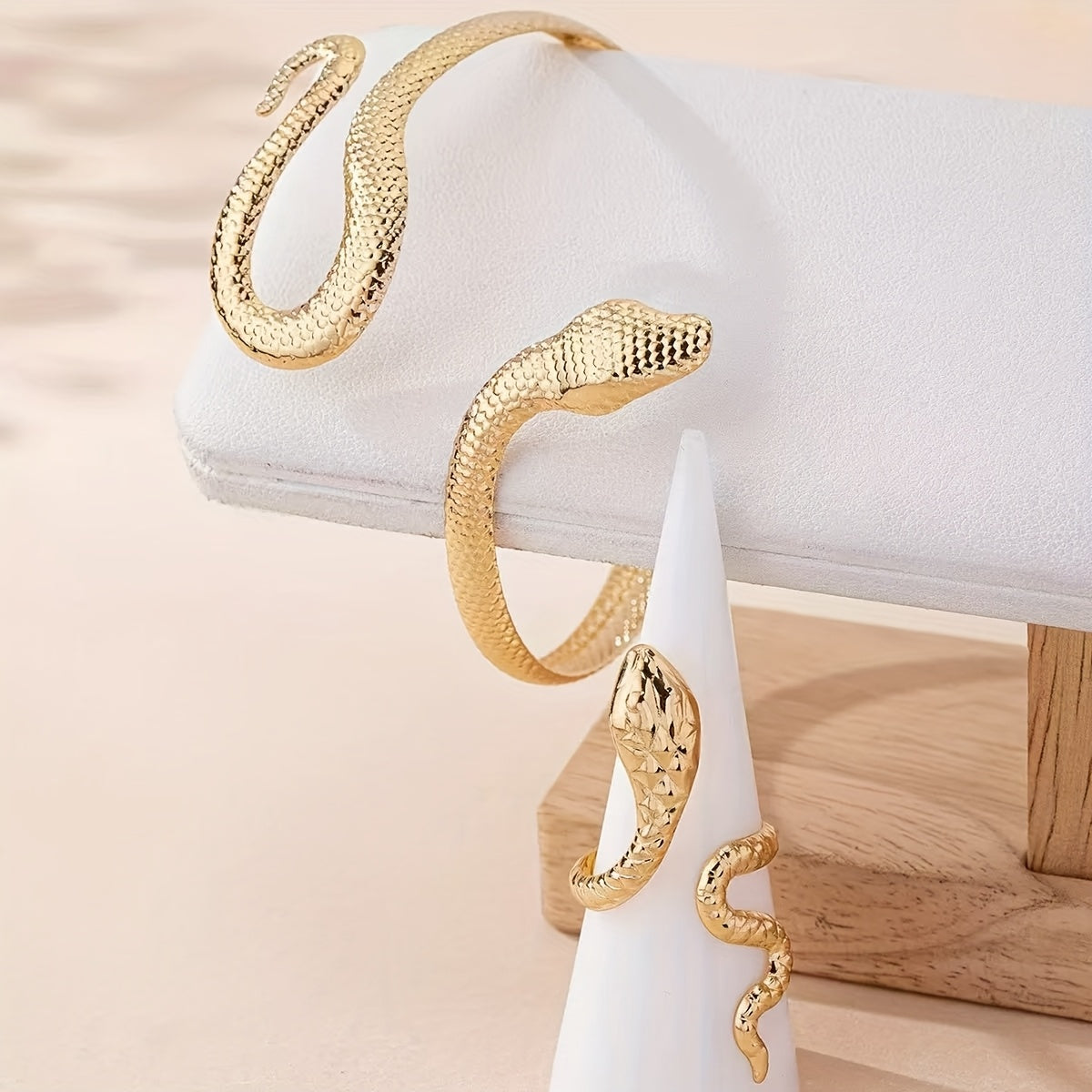 2 PCS Set of Dynamic Snake-Shaped Jewelry for Women, Featuring a Fun Snake-Pattern Bracelet And Ring , Designed with a Golden Plating for a Party- Jewelry Tools Sets