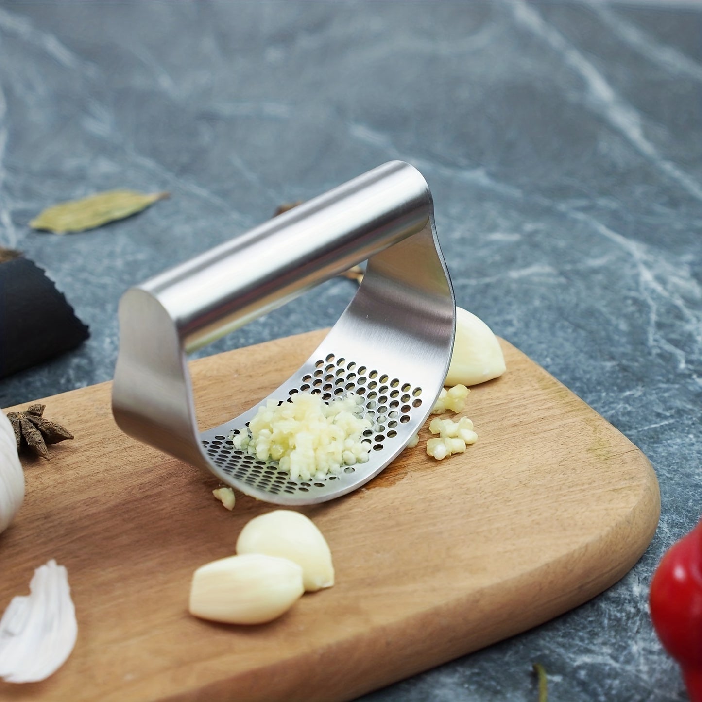 4 Colors Stainless Steel Garlic Press - Manual Garlic Crusher with Ergonomic Handle, Durable Kitchen Tool for Crushing Garlic, No Electricity Needed, Easy to Clean, Perfect for Home Cooking, Garlic Crusher for Kitchen, Cookin
