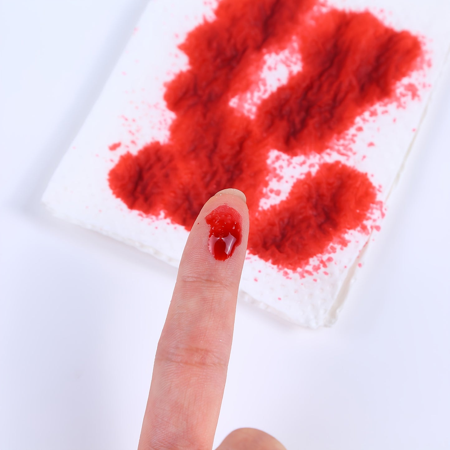 Halloween, April Fool's Day, Realistic Spray, Fake Blood Plasma, Film Props, Artificial Simulated Blood, Makeup Decorations for Horror, Prank Scare Props (Different Batches May Have Variations in Packaging)