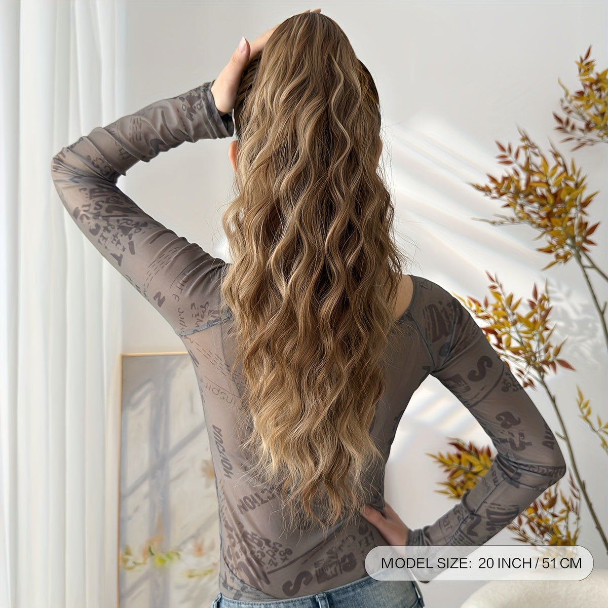 50.8cm 20-Inch Claw Ponytail Extension with a Short Water Wave Design, Made from Heat-Resistant Synthetic Fibers, Perfect for Women's Everyday Hair Additions