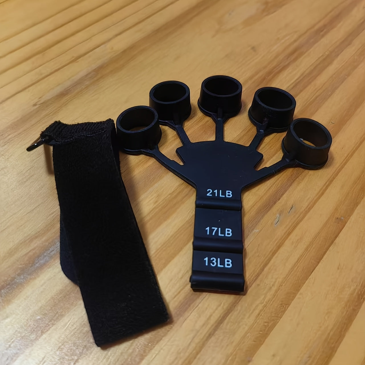 A Venous Trainer for Finger Dexterity Stroke Rehabilitation, a Grip Strength Device for Exercising The Fingers And Wrists, Enhancing Strength in The Forearms.