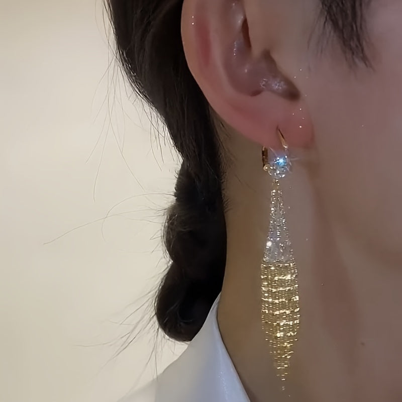 Long, Luxurious Women's Earrings Sparkling with Cubic Zirconia and a Tassel Design Evening Party Jewelry Accessories
