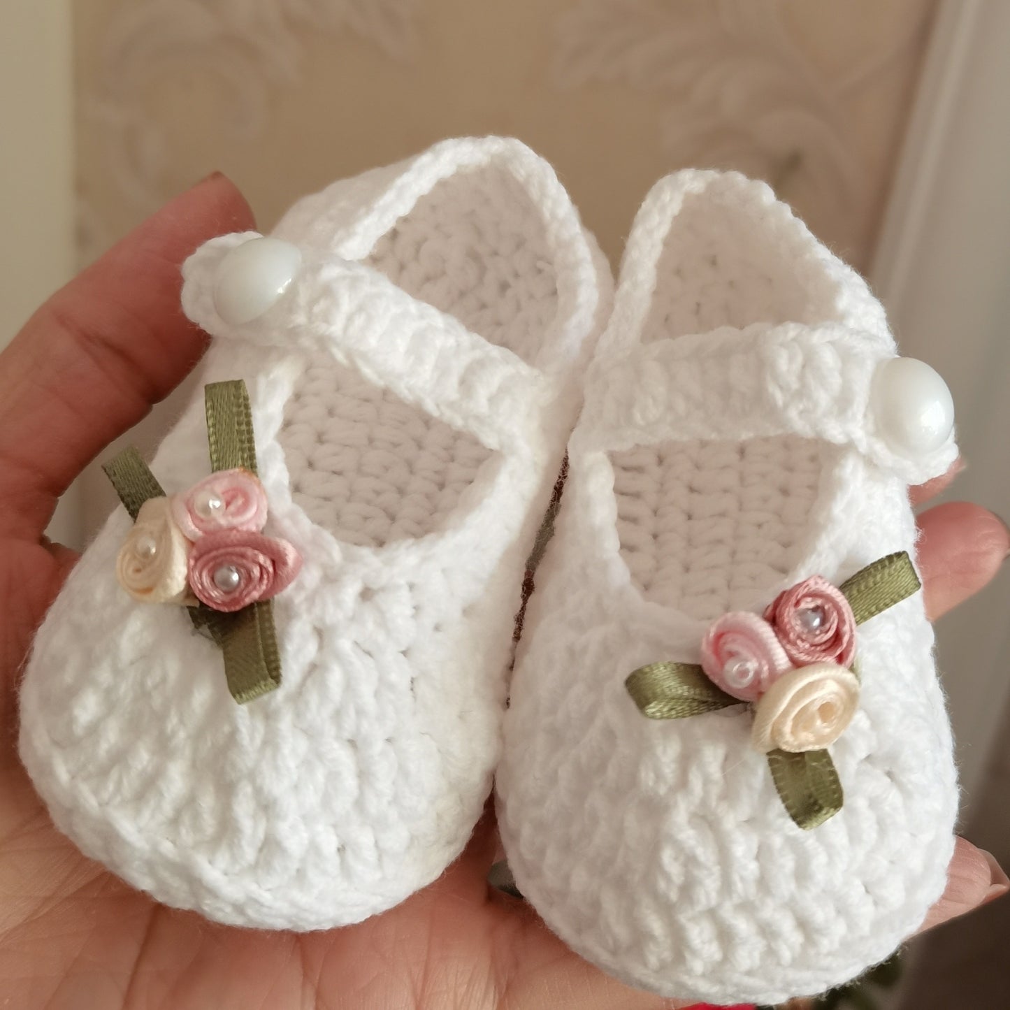 Handmade Baby 's First Walking Shoes - Soft Crochet/ Fabric Floral Snap Closure Baby Booties, White & Pink Newborn Footwear, Spring & Fall Casual Walking Shoes, New Born Shoes, New Born Slipper, New Born Booties, New Born Clo