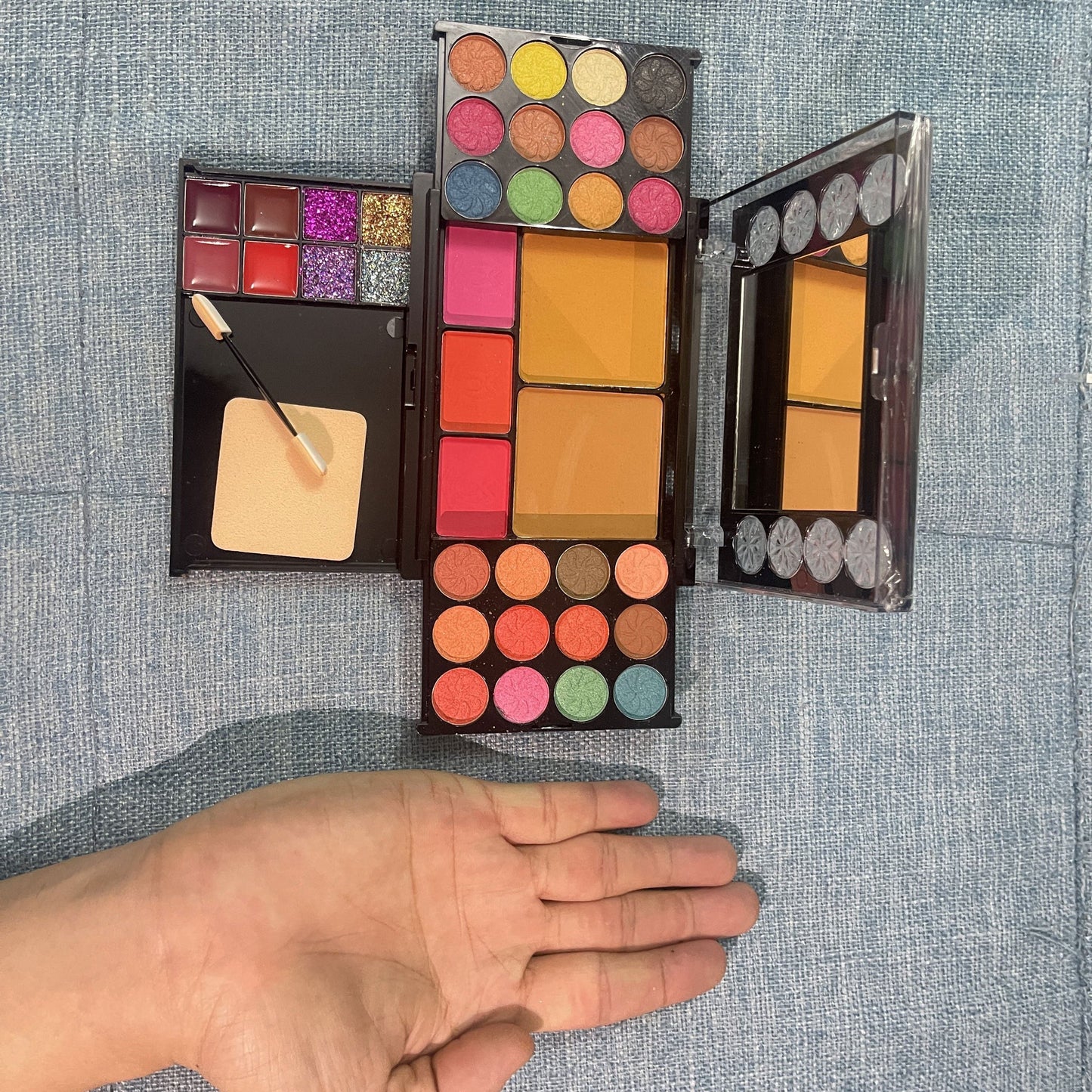 NEW Full Set 37 Multi-Functional Makeup Tray Powder Puff Eyeshadow Brush Includes Eyeshadow Contouring Set Powder Lip Gloss for Makeup Beginners Complete Makeup Case
