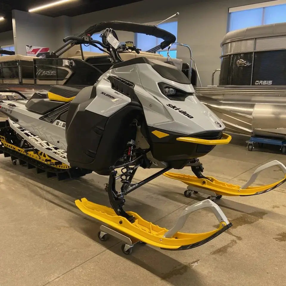 New SKI-DOO SUMMIT X 165 850 E-TEC Snowmobile