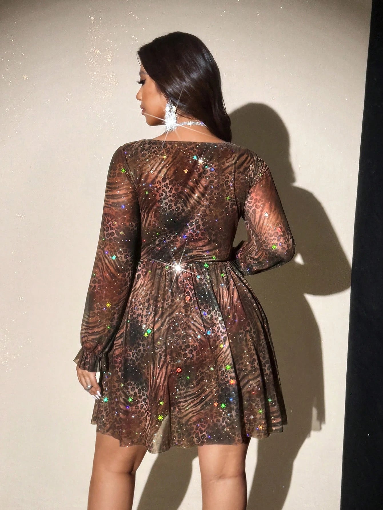 XL-5XL Plus Size for Curvy Ladies and Big Women V-Neck Leopard Print Long-Sleeved Party Sexy See Through Mini Dress, Featuring a Shimmering Sheer Skirt Evening Party Night Clubwear Outfit