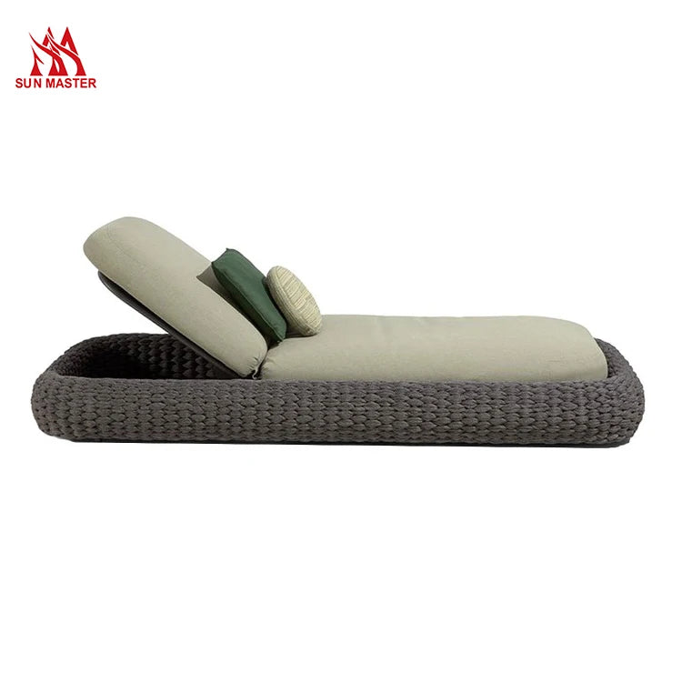 NEW Luxury Rattan Top Quality Modern Design Hotel Villa Resort Home Outdoor Swimming Pool Sun Lounger Aluminum Frame Sunbed Foldable Garden Lounge Chair Luxury Furniture Supplies