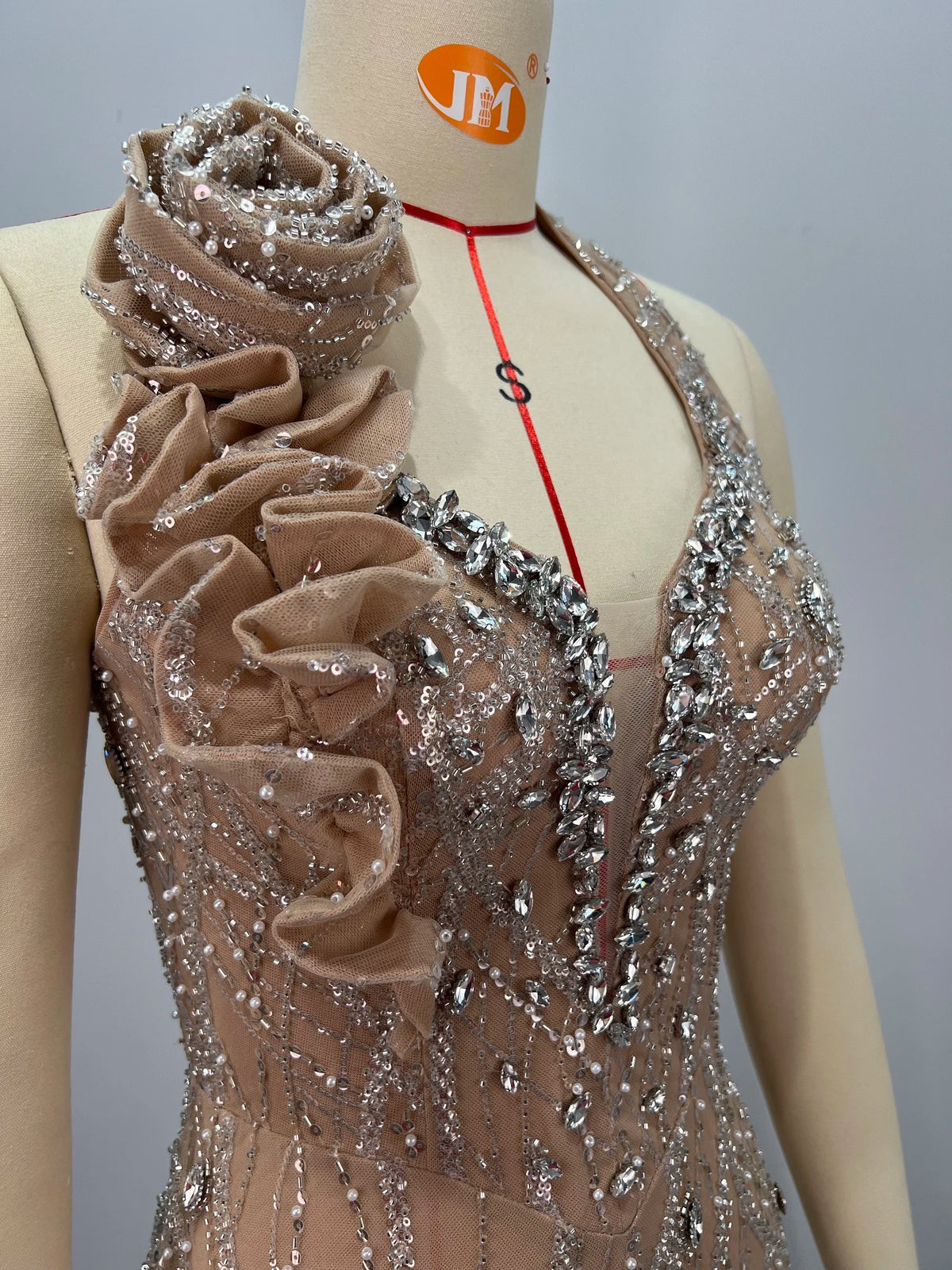 Boutique Gala HOT SALE Top Luxury Champagne Gold Crystal Beaded Halter Celebrities Red Carpet Floor-Length Dresses Flower Sequins Sleeveless Backless Business Dinner Evening Prom Party Formal Mermaid Maxi Long Gown Ladies For