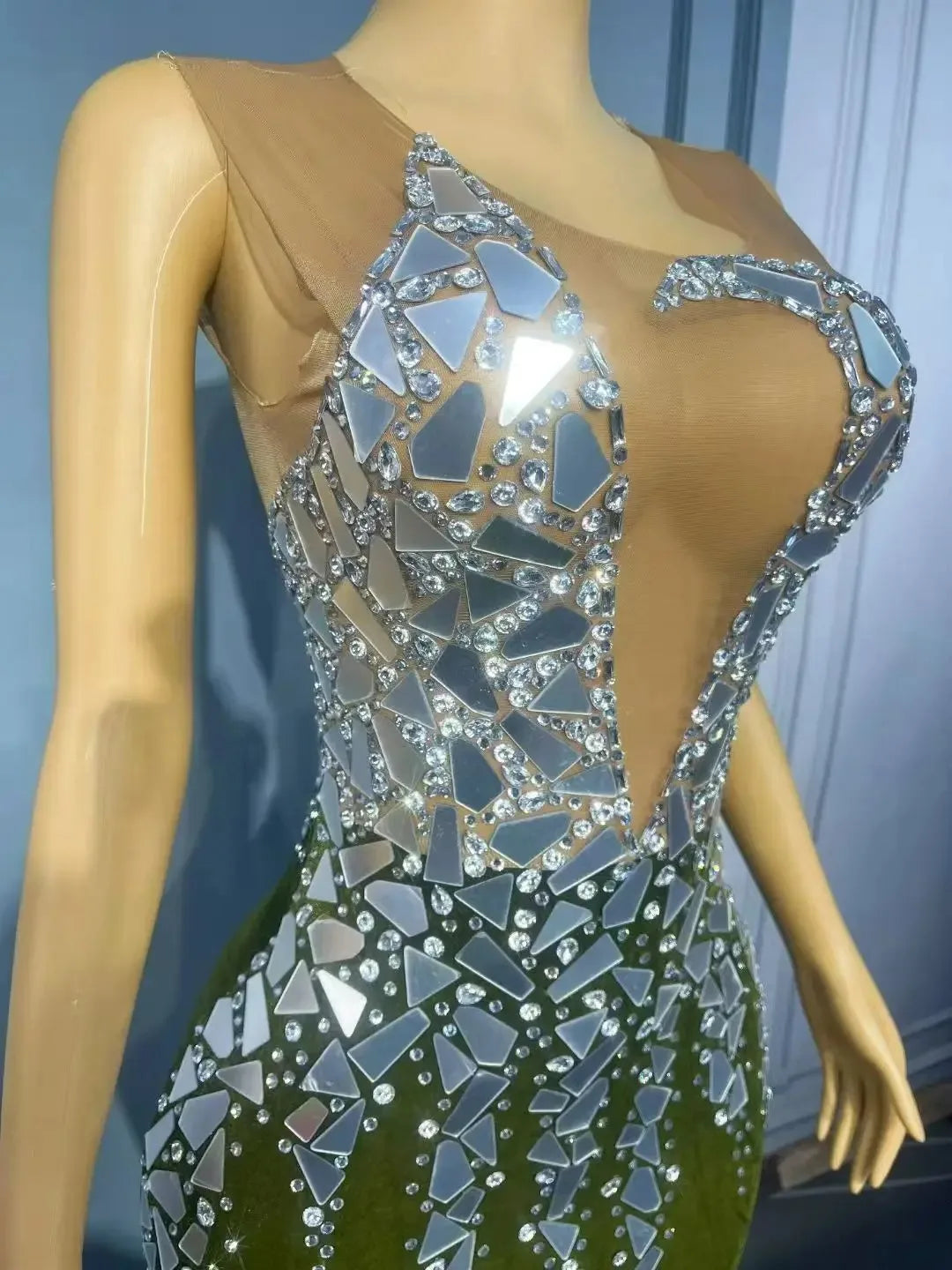 Boutique HOT SALE Ladies Luxury High-End Off-The-Shoulder Bodycon Floor-Length Flashing Silver Mirrors Rhinestones Crystal Elegant Red Carpet Celebrities Wedding Guest Evening Party Prom Gown Maxi Dress
