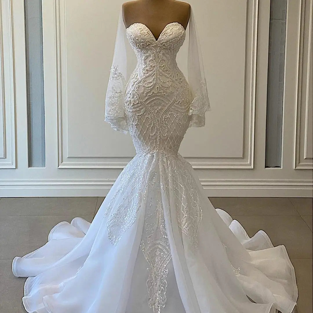 NEW  Elegant Bohemian Mermaid Women White/Ivory Color  Wedding Dress Customizable New High Quality Royal Design Lace Chapel Train Built-In Bra Anti-Static Featuring Pattern Bridal Formal Gowns