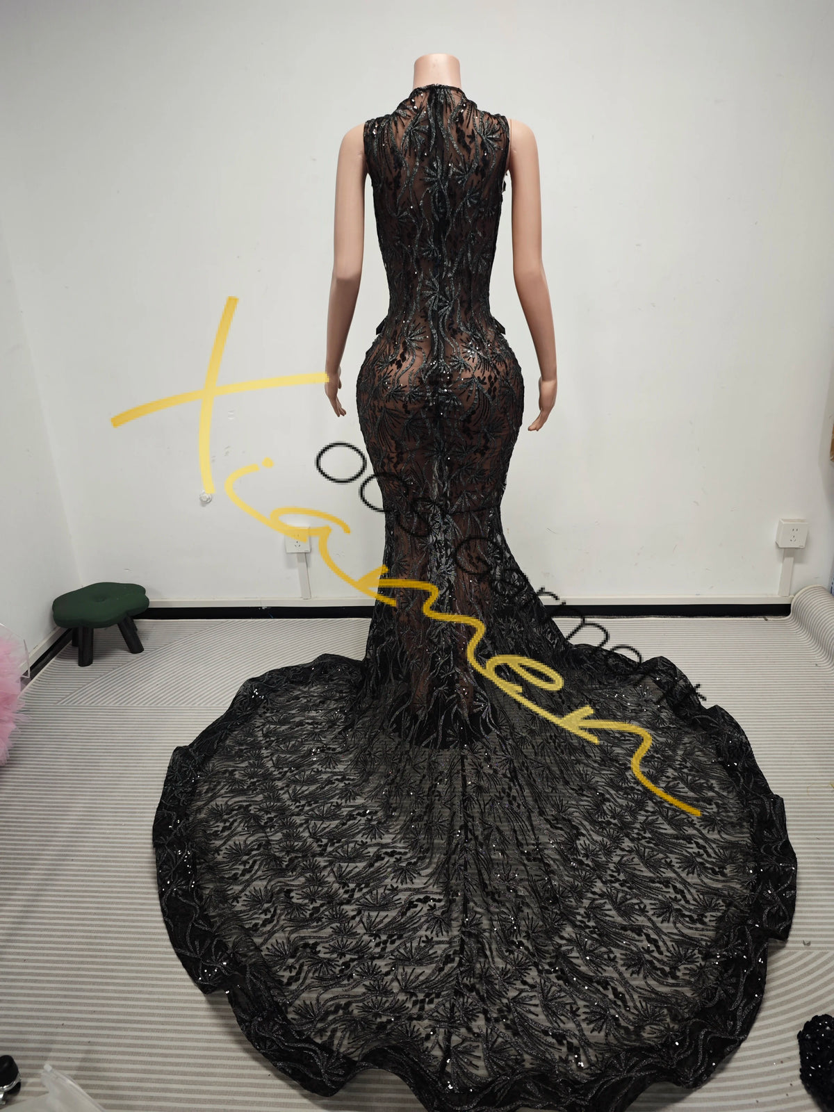 Boutique Gala HOT SALE  NEW Arrivals 20 Colors Luxury See Through  Black Rhinestone Deep V Cut Mermaid Top Quality Celebrities Red Carpet Prom Dress Sheer Mesh Lace Beaded Fringe Long Train Pageant Evening Formal Gown