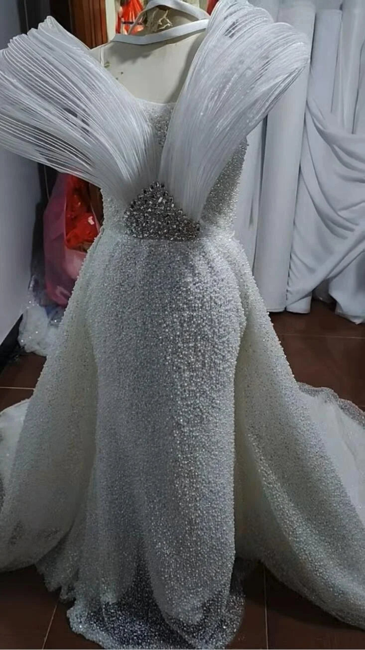 Mother of Bride Autumn Spring Luxury White Sculpted Shoulder Beaded Mermaid Gown Dramatic Pearl Wedding Dress for Red Carpet & Formal Events Celebrities Gown Ladies Luxury Clothing Supplies