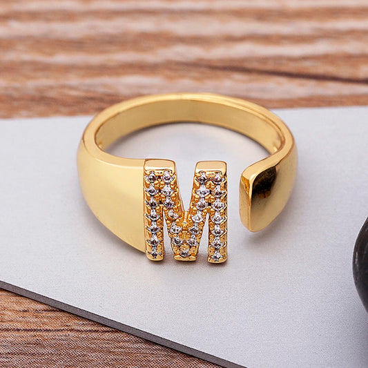 New Fashion A-Z Letter Gold Color Metal Adjustable Opening Ring Initials Name For Women Finger Rings Party Crystal Jewelry Ladies Girls Luxury Jewelry Supplies