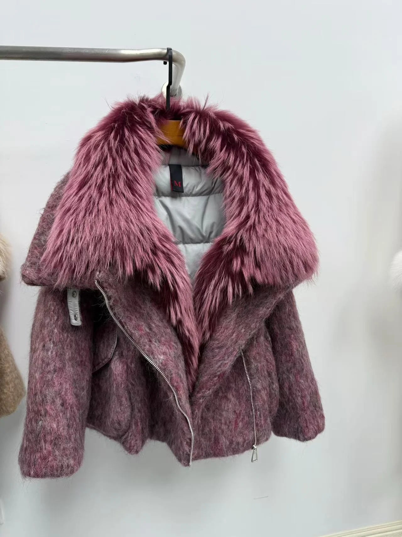 TikTok Most Popular 15 Colors Top Quality Unique Winter Luxurious Cashmere Loose Puffer Bomber Jacket Goose Down Jacket with Natural Red Silver Fox Fur Coat Girls Outerwear Jackets Women Winter Apparel Supplies