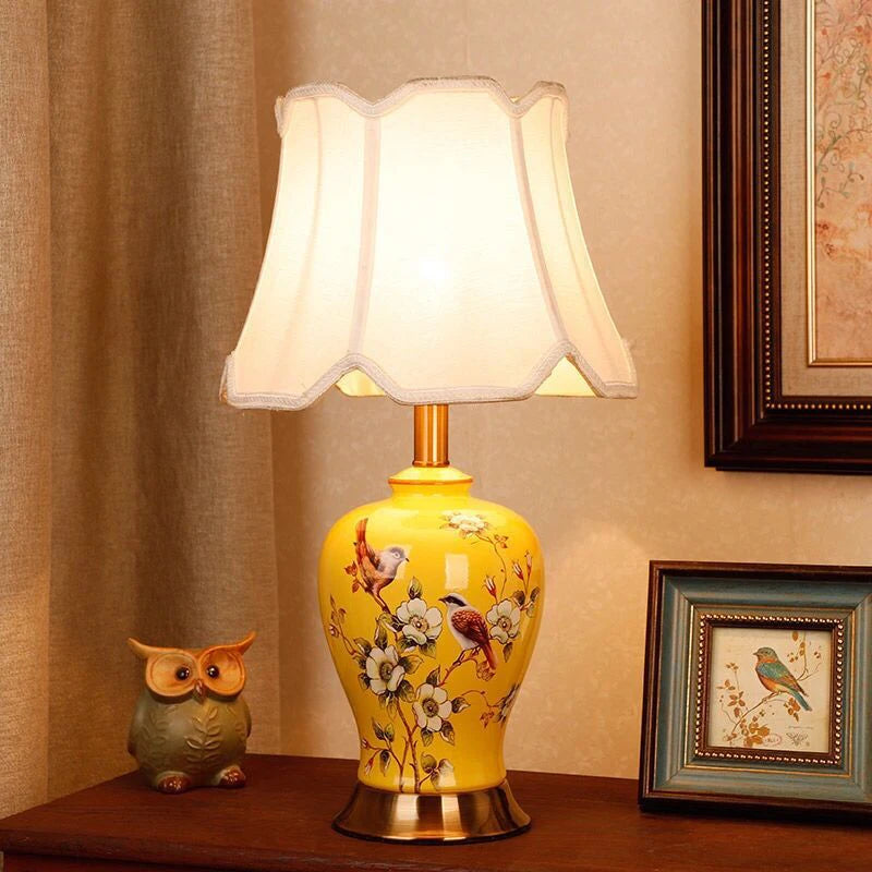 Home Villa Hotel Living Room Bedside Luxury Lampshade 100% Ceramics Contemporary Ceramics Table Lamp American Style Living Room Bedroom Bedside Desk Light Hotel Art Decorative Lighting Accessories.