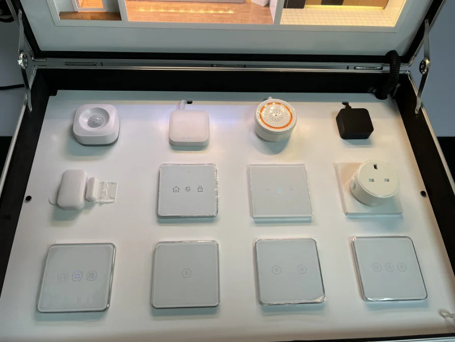 HOT SALE Home Villa TUYA APP Smart Home Solution Customizable Brand Business Intelligent Demo Case Android Operation Wi-Fi Zigbee Bar
