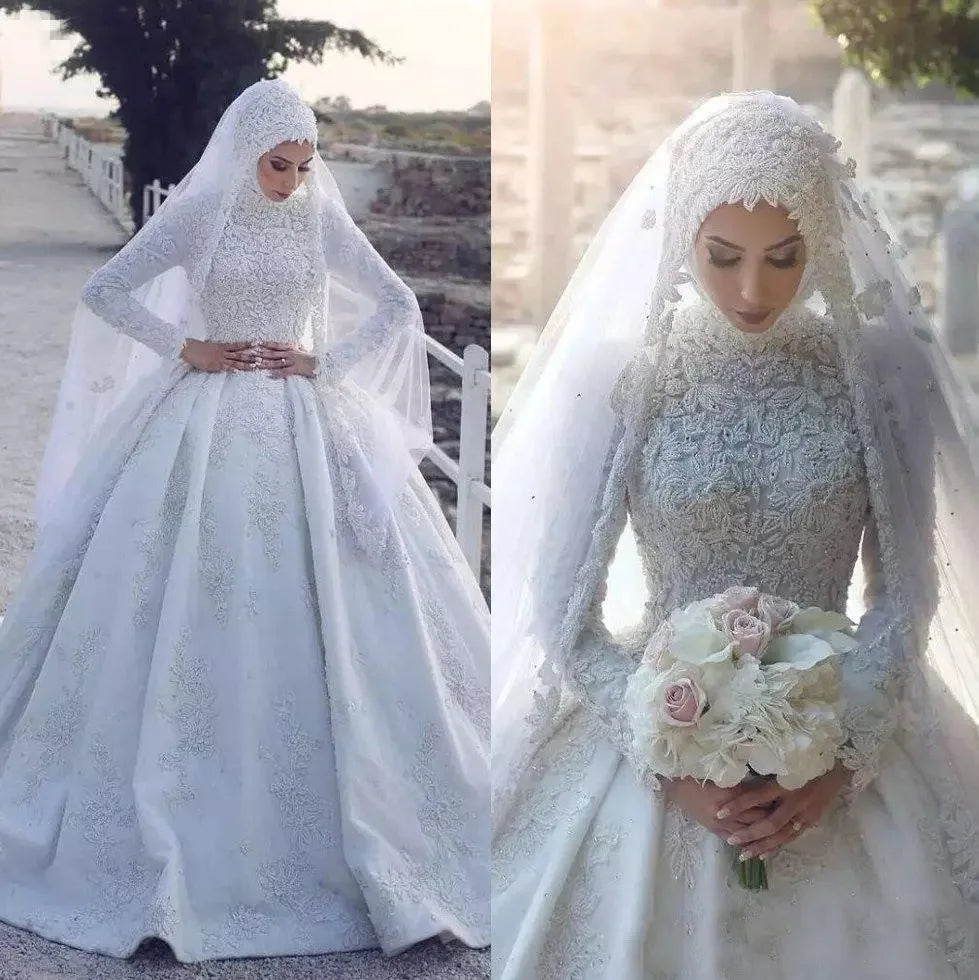 Luxury Muslim Long Sleeveless A-Line Plus Size Wedding Dresses High Neck Lace Beading Appliqued Sweep Train Bridal Gowns