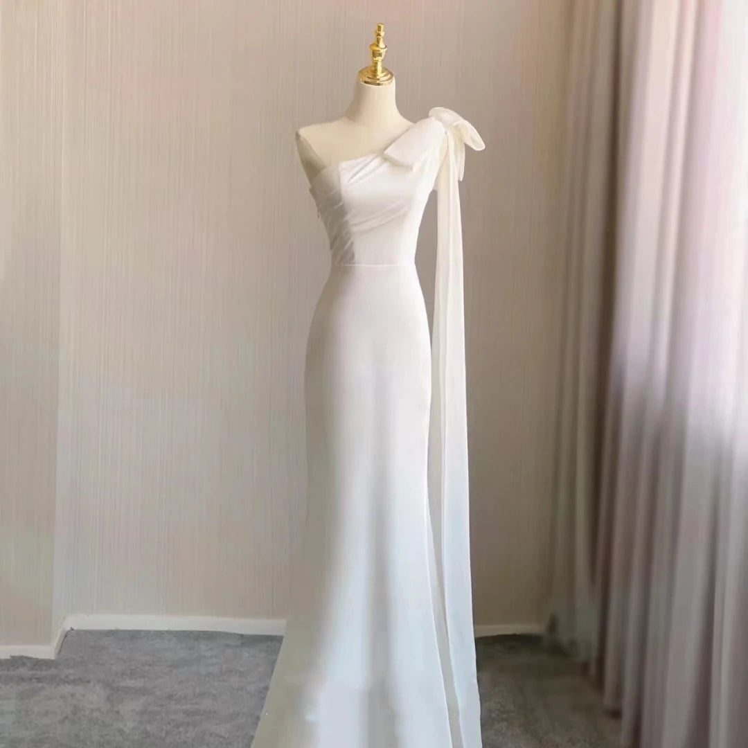 Boutique Gala HOT SALE Customizable Plus Size New Style Slimming One Shoulder French Satin Mermaid Wedding Dress Crystal White Bow Bridal Wedding Evening Party Gown Women Luxury Apparel Supplies