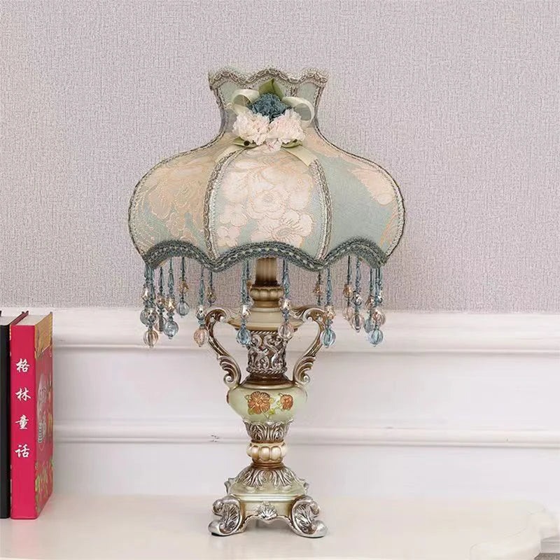 Blue/White Color Home Villa Hotel Luxury Crystal Lampshade European Table Lamp Luxurious Living Room Bedroom Study Villa Hotels LED Retro Creativity Bedside Desk Light