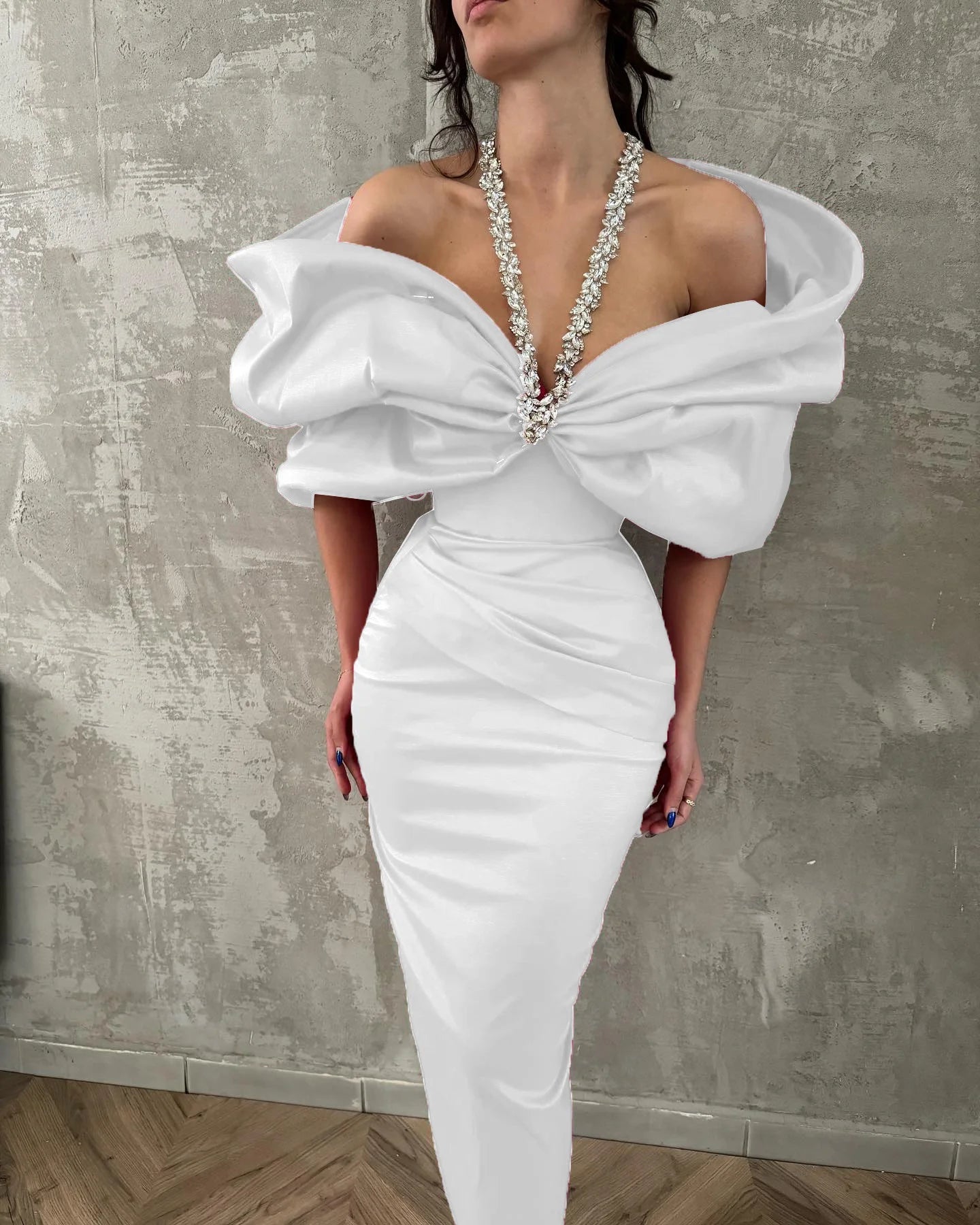 Boutique HOT SALE 5 Colors Women Sexy Striking Black Shoulder Evening Party Wedding Guest Clubwear Prom Ball Gown Celebrities Red Carpet Crafted From Smooth Structured Satin Voluminous Ruffled Sleeves Drape Ladies Luxury Appa