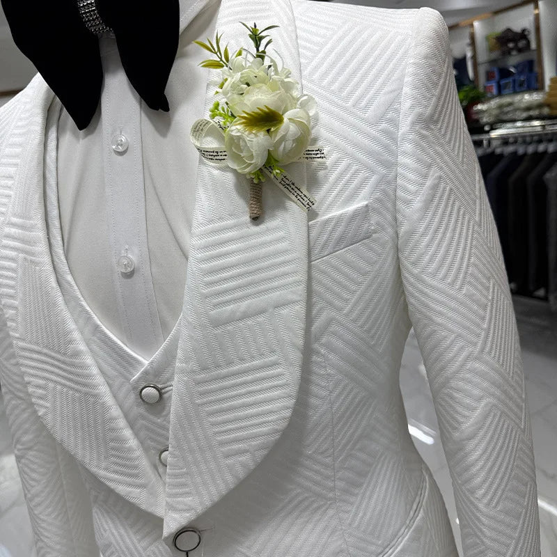 Boutique HOT SALE  3 PCS Set Xs-3XL Plus Size Men's Luxury White Wedding Casual Host Suit Pants + Vest + Jacket Evening Business Party Style Breathable Costume Male Luxury Apparel Supplies
