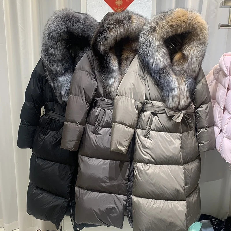 BEST PRICE S-2XL Top Quality Large Natural Silver Fox Fur White Duck Down Thickened Windbreaker Parkas Coat Long Over Knee Windproof Coats Winter Warm Real Fur Coat Snow Boots Outerwear Jackets Ladies Winter Apparel Supplies
