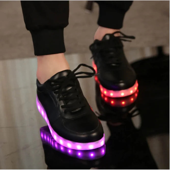New USB Charging Led Shoes  Adults Light Up Sneakers  Men Women Glowing Rave Festival Party Night Clubwear Lovers' Shoes Luminous Shoes Black White Colors