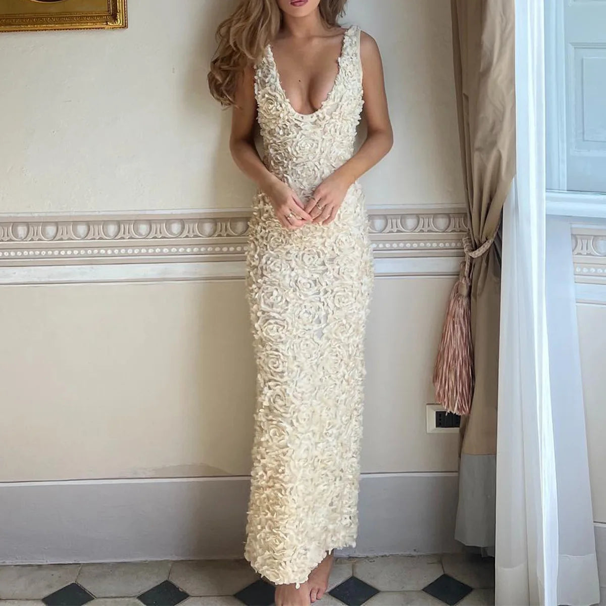 Sexy 3D Flower V-Neck Sling Dress Women Sleeveless Backless Split  Long Maxi Dresses Crystal Diamonds Decoration Summer Evening Beach  Party Night Clubwear Slim Lady Apparel Sexy Clothing Supplies