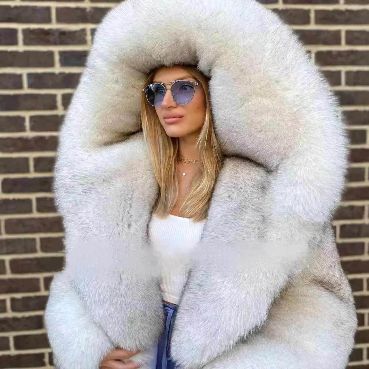 Just Arrived S-2XL Natural Silver Fox Fur 6Kg Weight Custom Size Color Long Sleeves Fashion Women Fluffy Fur Jacket Winter Real Fox Fur Coat Celebrities Formal Clothes Ladies Luxury Apparel Supplies