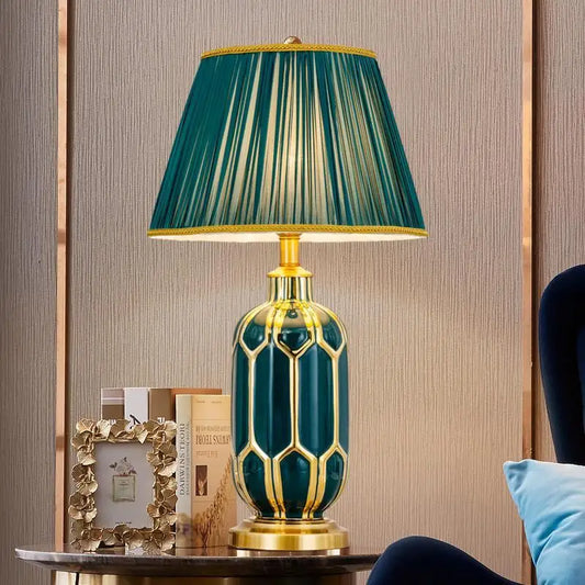 Home Villa Hotel Green/White/Black Color Modern 100% Ceramics Table Lamp Led Simple Creative Green Nordic Bedside Desk Light for Home Living Room Bedroom Art Decor Lighting Supplies