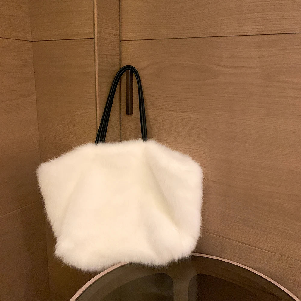 New Luxury Women Girls Real Mink Fur Shoulder Bag Totes Handbag Brand Party Bag Ladies Natural Mink Fur Hand Bags Luxury Versalite Designer Evening Bag Female Ladies Luxury Fashion Clothing Accessories Products