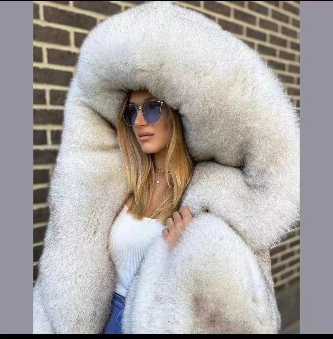 Just Arrived S-2XL Natural Silver Fox Fur 6Kg Weight Custom Size Color Long Sleeves Fashion Women Fluffy Fur Jacket Winter Real Fox Fur Coat Celebrities Formal Clothes Ladies Luxury Apparel Supplies
