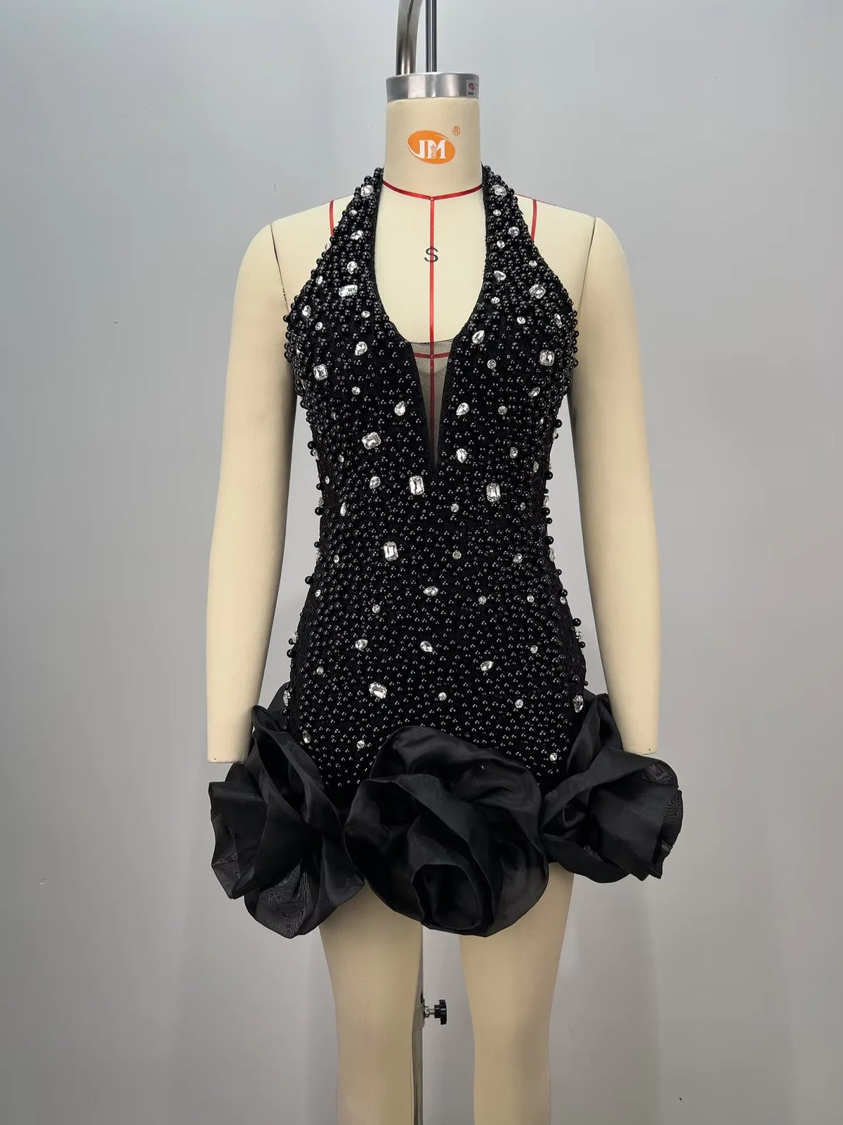 Black/White Color New Fashion White Halter Neck Rhinestone Pearl Beaded Wedding Guest Birthday Party Evening Dresses Women Banquet Dress Ladies Luxury Clothing Supplies