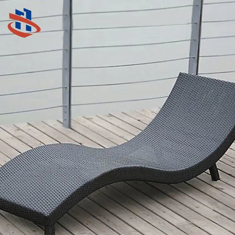 NEW Modern Design Rattan Villa Swimming Pool Beach Hotels Durable Eco-Friendly UV Resistant Weather Resistant Outdoor Rattan Chair Pool Bed Sun Lounger All Weather Furniture Supplies