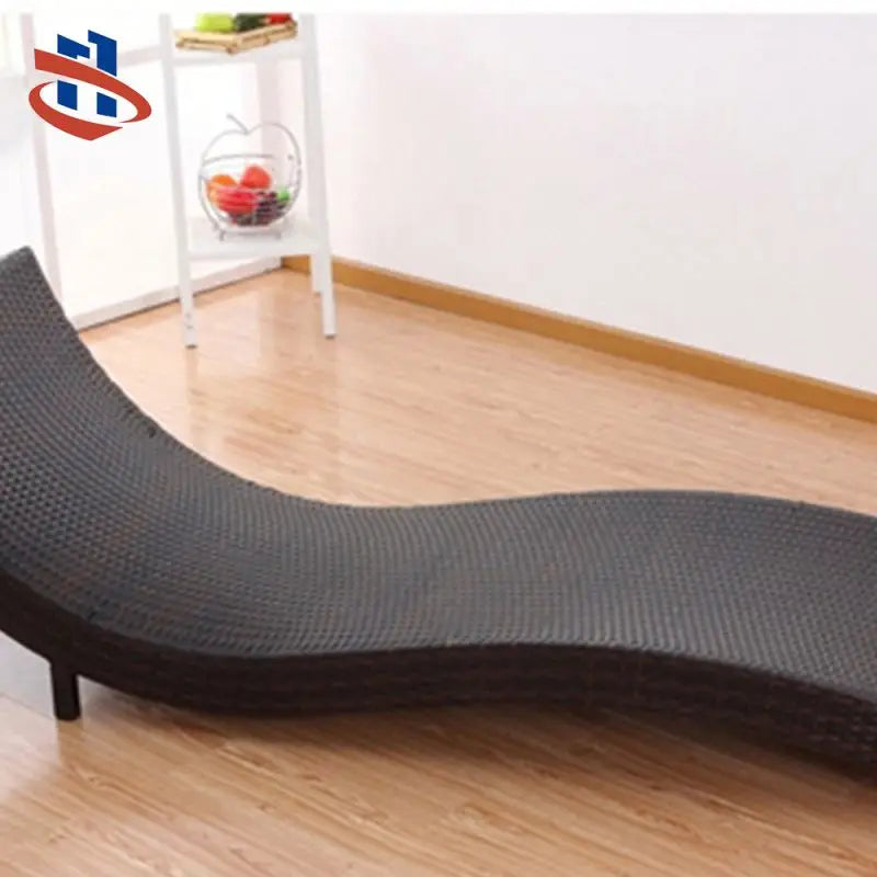 NEW Modern Design Rattan Villa Swimming Pool Beach Hotels Durable Eco-Friendly UV Resistant Weather Resistant Outdoor Rattan Chair Pool Bed Sun Lounger All Weather Furniture Supplies