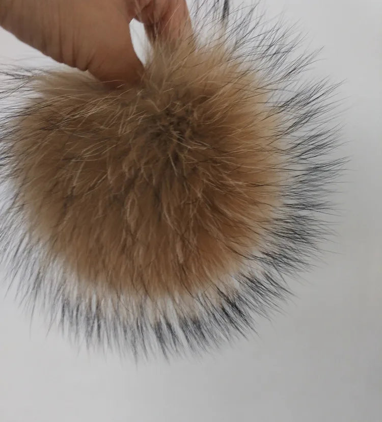 NEW Luxury Siberian Style Winter Warm 15"cm 100% Real Raccoon Fur Pompoms Luxurious Fur Balls Genuine Fur Pom Pom for Bag Hats Cap Scarf Gloves Attached the Hasp Female Ladies Luxury Fashion Clothing