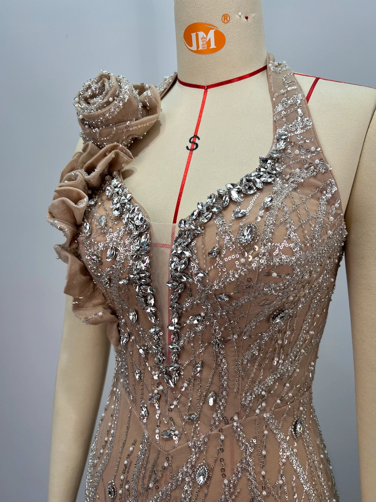 Boutique Gala HOT SALE Top Luxury Champagne Gold Crystal Beaded Halter Celebrities Red Carpet Floor-Length Dresses Flower Sequins Sleeveless Backless Business Dinner Evening Prom Party Formal Mermaid Maxi Long Gown Ladies For