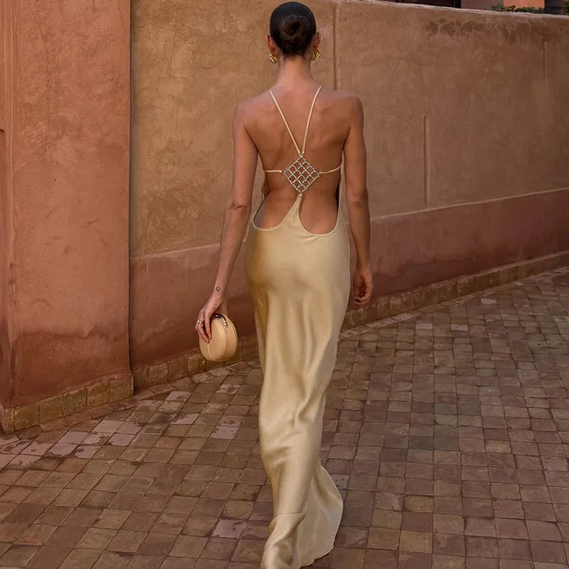 Black/Khaki Color Sexy Halter Neck Backless Women Summer Maxi Dress Elegant Ladies Diamond Casual Long Dress Evening Beach Party Night Clubwear Prom Gowns Ladies Luxury Clothing Supplies