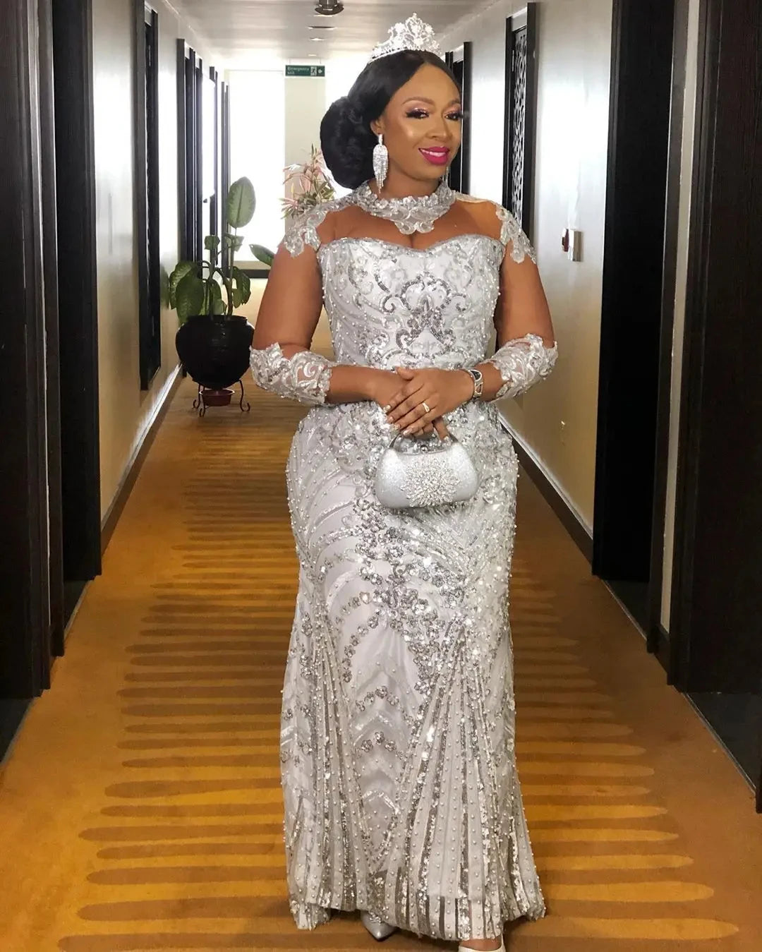 African Mother of Bride Luxury Arabic Aso Ebi White/Ivory Color Silver Lace Beaded Mermaid Floor Length Wedding Dresses High Neck Long Sleeves Bridal Gowns Ladies Luxury Apparel Supplies