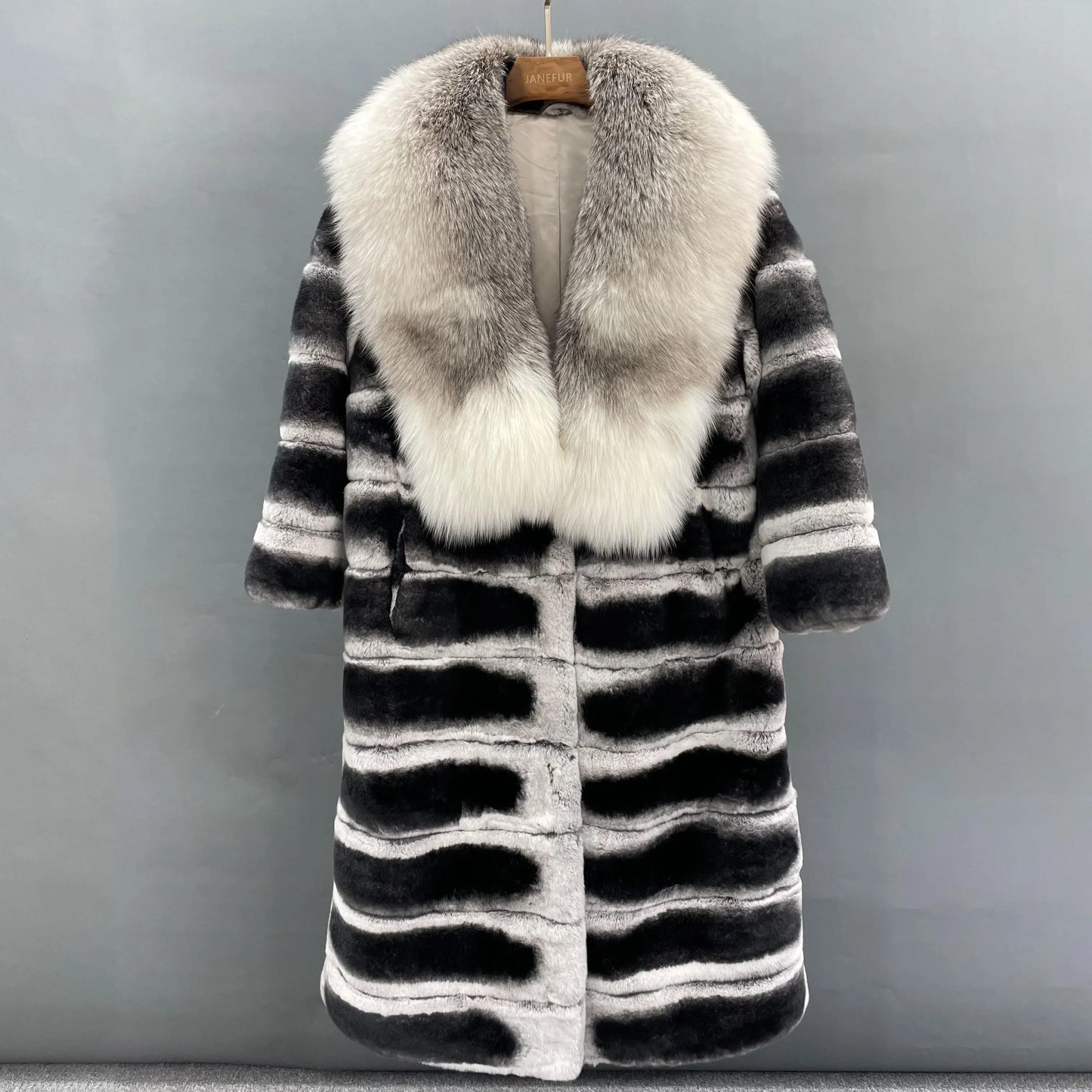 Boutique Gala HOT SALE S-3XL Plus Size for Women and Men Black & Brown, Black & White New Arrival Winter Warm Long Fur Jacket Original Chinchilla Fox & Rabbit Mink Fur Coat Long Outerwear Jackets Coats Women Men Luxury Appare