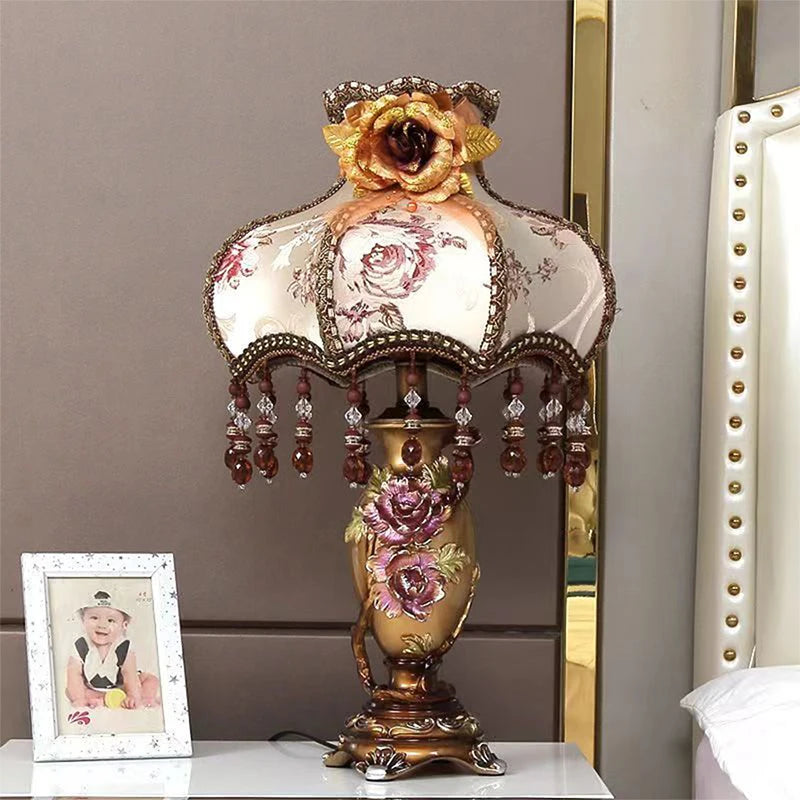 Green/Brown Color Home Villa Bedroom Bedside Living Room Luxury Lampshade European Table Lamp Luxurious Living Room Bedroom Study Villa Hotels LED Retro Creativity Bedside Desk Light.