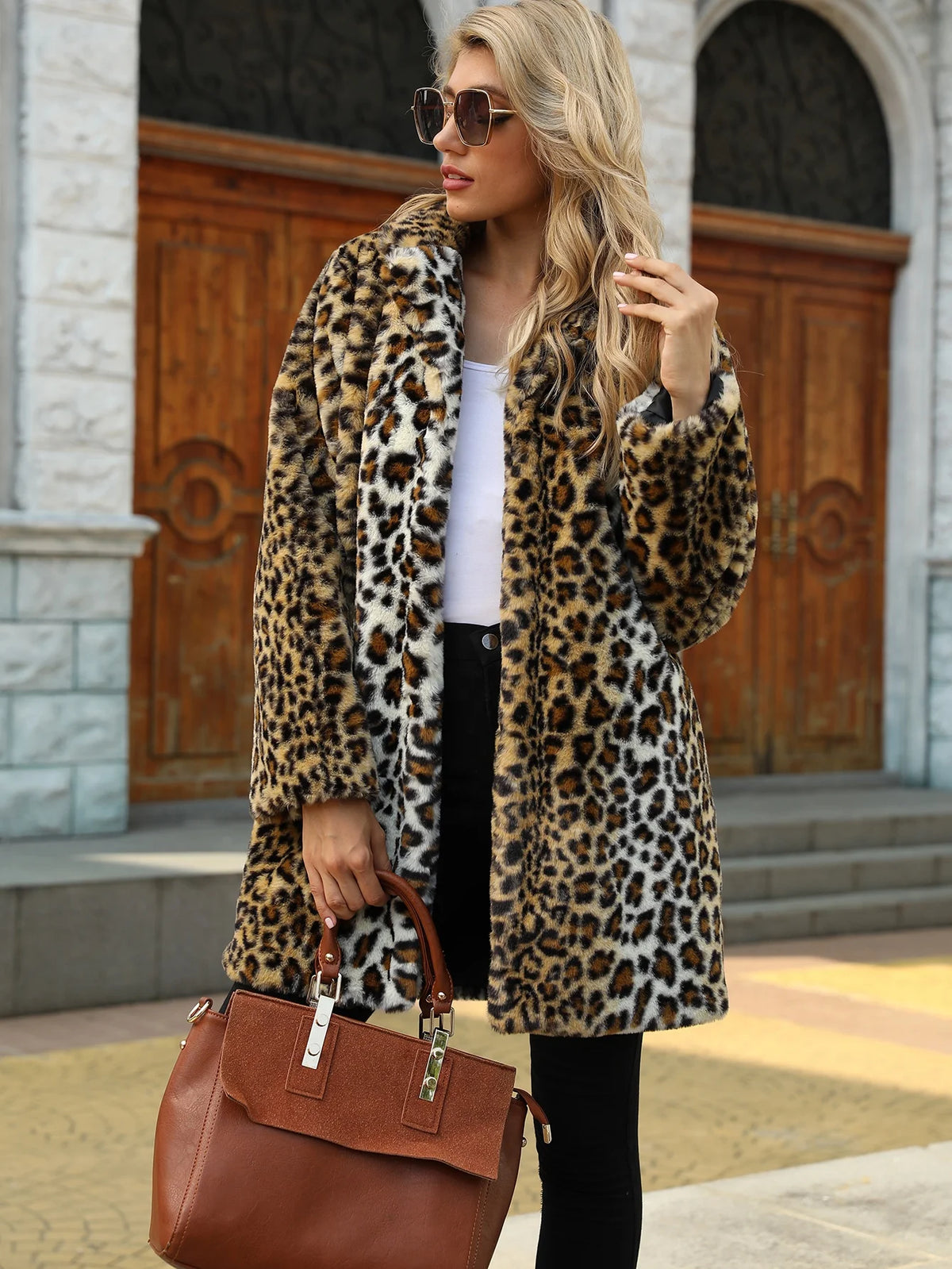 S-3XL Plus Size Women's Luxury Fashion Leopard Long Teddy Bear Jackets Coats Winter Thick Warm Outerwear Faux Fur Long Coats Ladies Winter Apparel Supplies