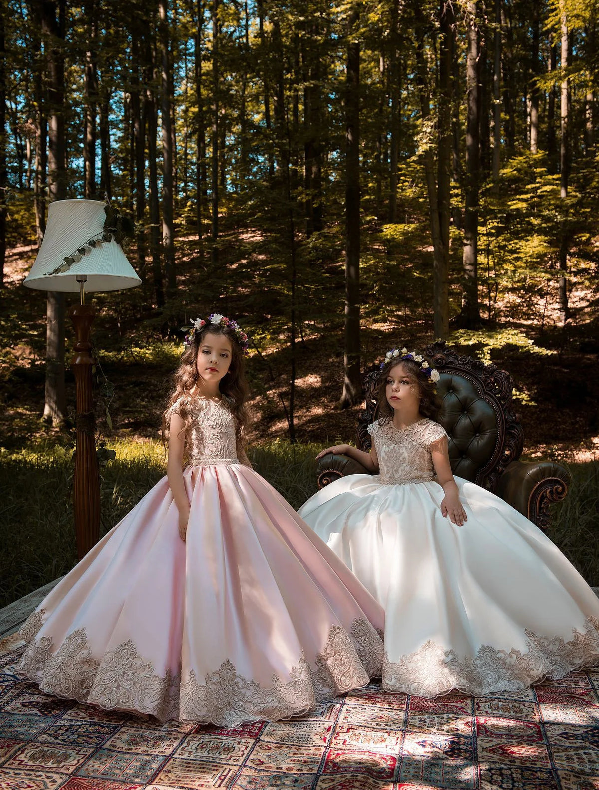 Ivory/Pink Color Girls Children Elegant Champagne Gold Lace Applique Girls Bridesmaid Wedding Party Dress First Communion Gown Ball Gown Kids Evening Birthday Wear Fille Luxury Gown