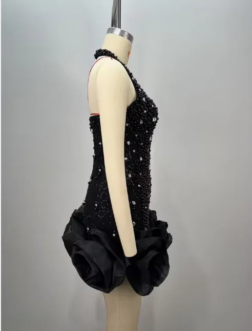 Black/White Color New Fashion White Halter Neck Rhinestone Pearl Beaded Wedding Guest Birthday Party Evening Dresses Women Banquet Dress Ladies Luxury Clothing Supplies