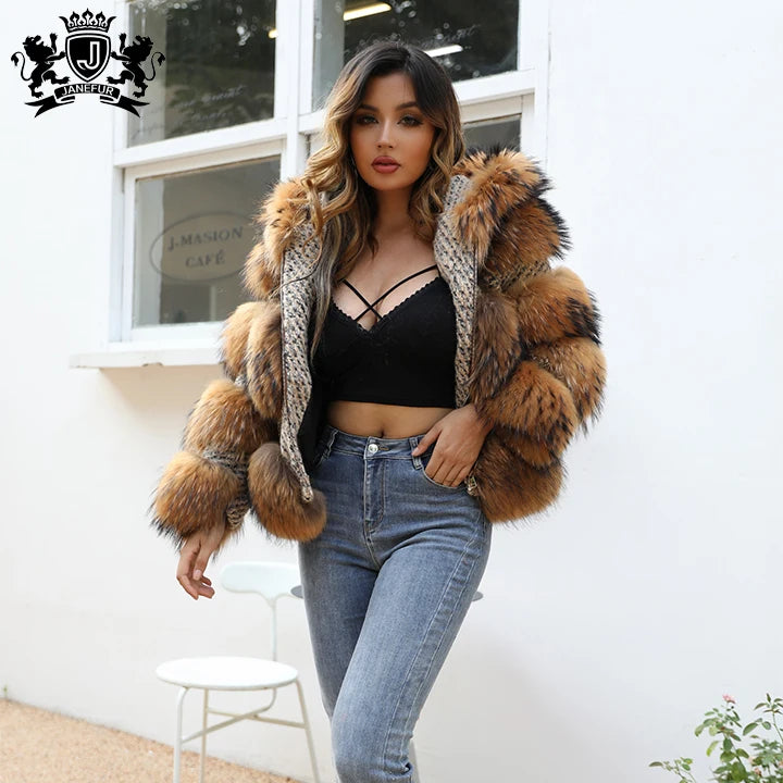 S-2XL Plus Size New Style Winter Brown Hooded Short 100% Real Raccoon Fur Coat Crop Natural Fur Coats Snow Boots Outerwear Jackets Women Luxury Apparel Supplies