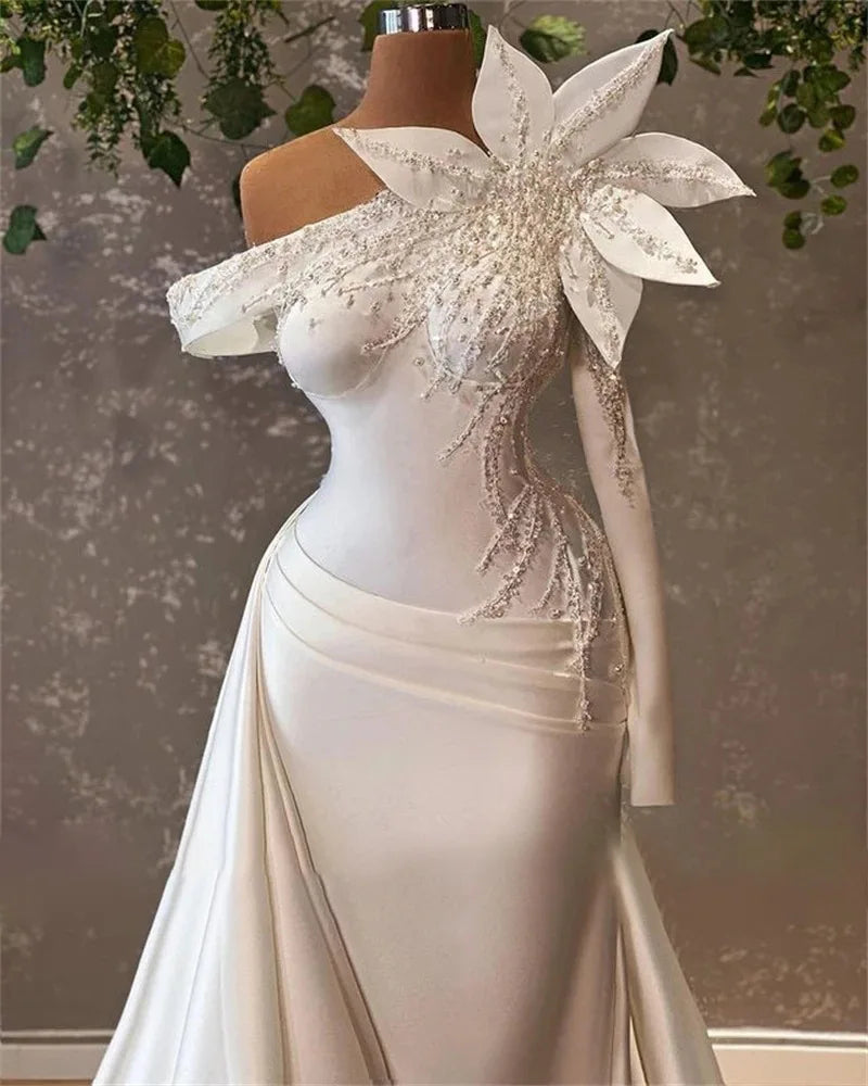 Low Price Sales are Limited Boutique HOT SALE  Luxury Beaded Illusion Bride Wedding Dresses  One Shoulder Bridal Wedding Gowns Lace Detachable Train Long