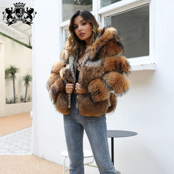 S-2XL Plus Size New Style Winter Brown Hooded Short 100% Real Raccoon Fur Coat Crop Natural Fur Coats Snow Boots Outerwear Jackets Women Luxury Apparel Supplies
