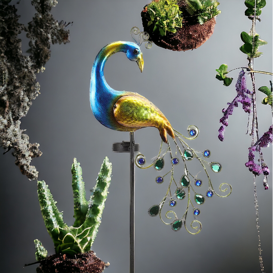 Metal Peacock Decor The lights automatic turn on/off the park lawn