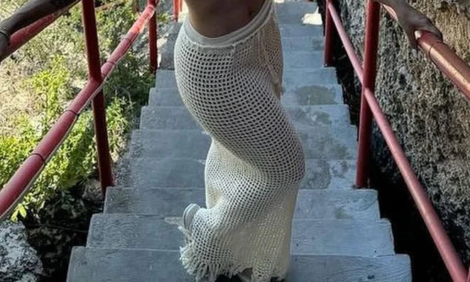 NEW Arrivals Sexy Summer Knit Cut Out Beach Half Skirt Women Chic Drawstring Fringed Casual Wrap Skirts Pool Party Swimwear Cover Up K50 Girls Ladies Sexy Beach Wear