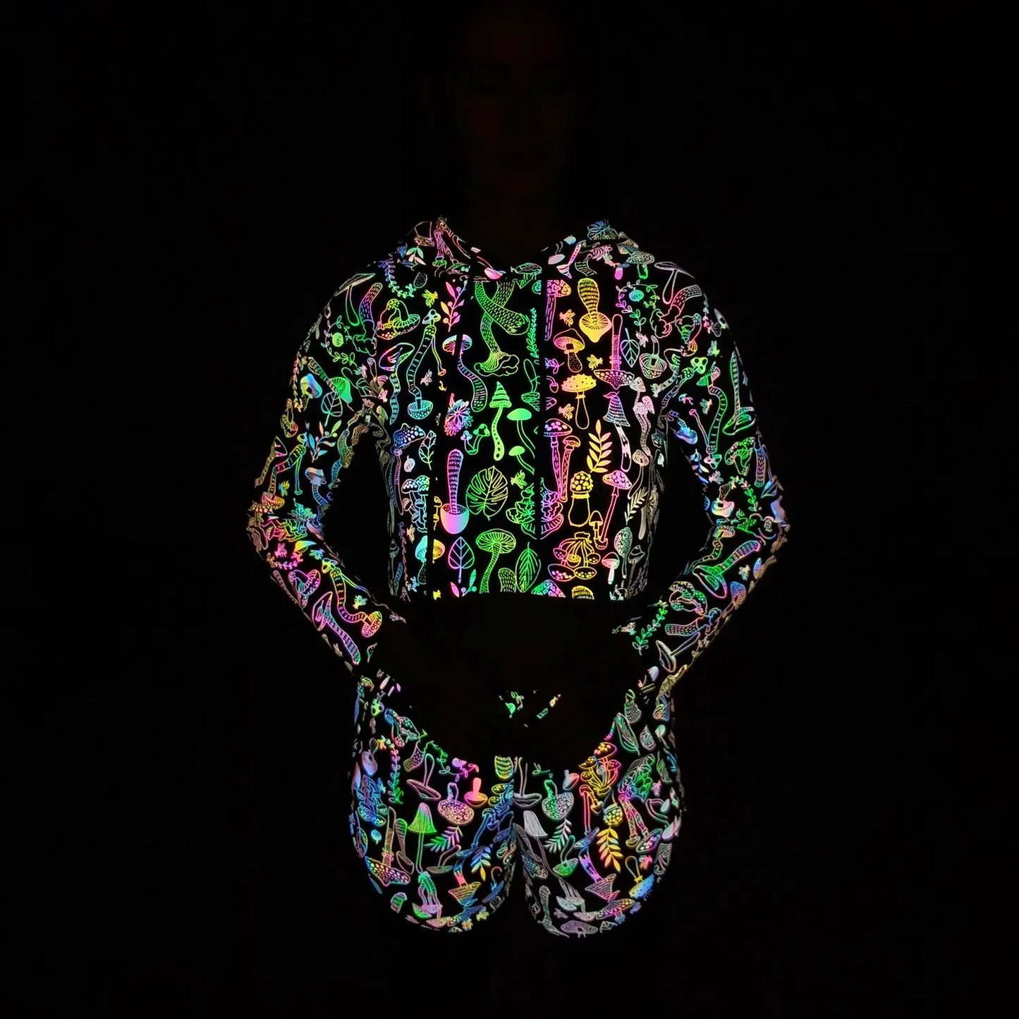 NEW Arrivals Spring Autumn Women Colorful Reflective Pullover Hoodies Y2K Harajuku Mushroom Printed Long Sleeve Crop Tops Night Clubwear Rave Party Costume